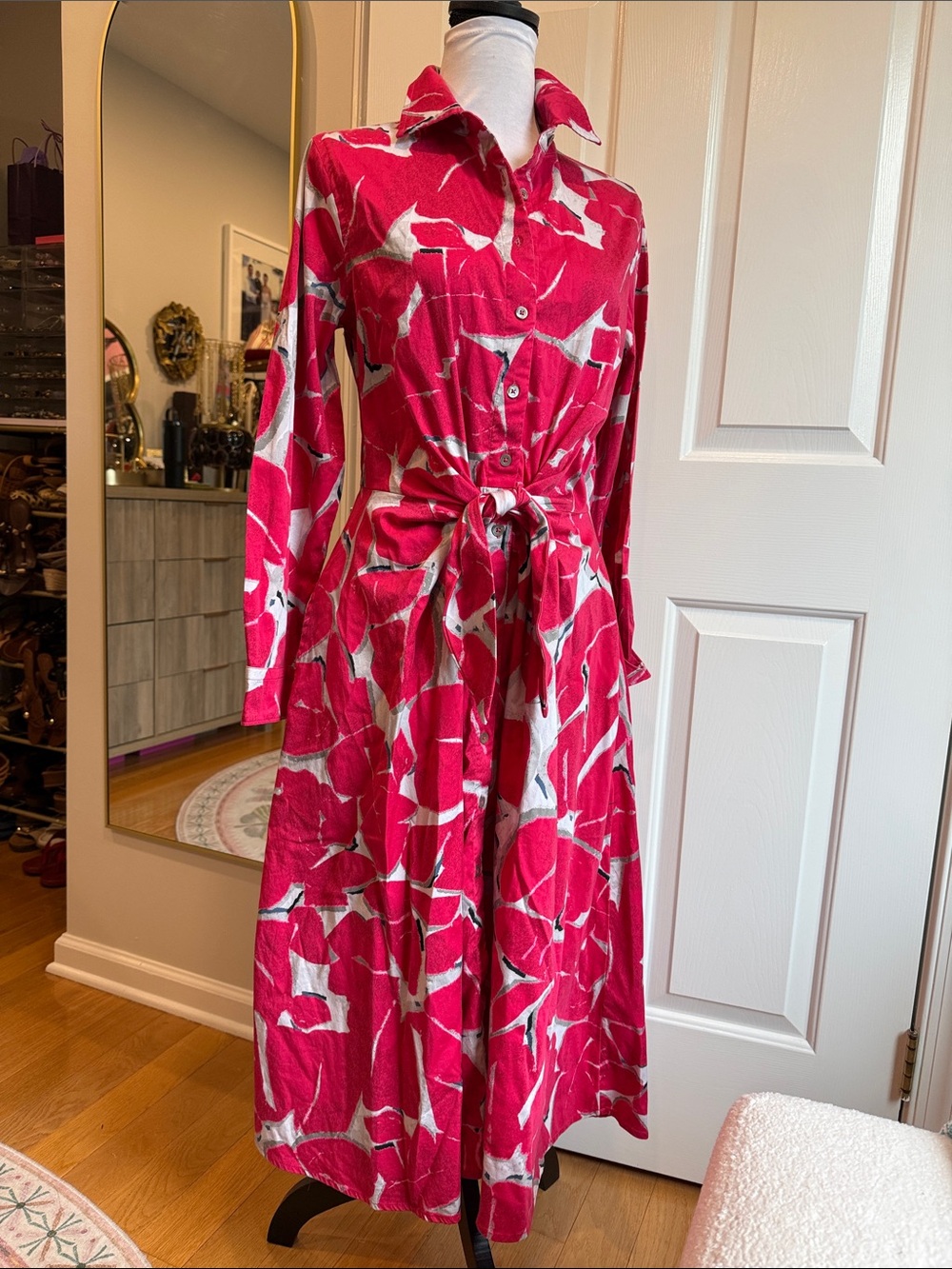 NIC+ZOE Pink and White Abstract Long-Sleeve Shirt Dress with Tie and pockets